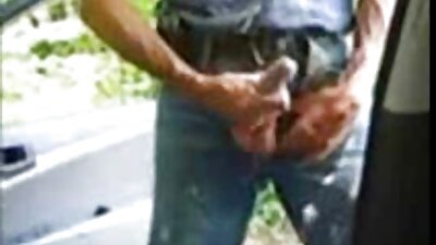Den fulde fyr slikkede blondinen og kneppede tæven efter et blowjob.