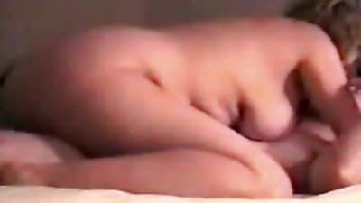 Porno i badet med tynde italienere.