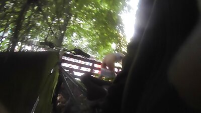 Parcasting med en brunette fortsatte med en dyb anal gangbang.